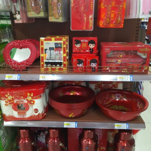 买婚庆用品(婚庆用品如何选购)