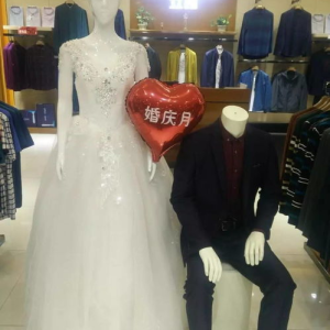 沂水婚庆用品服装(不需要自己购买的婚庆用品你了解多少)